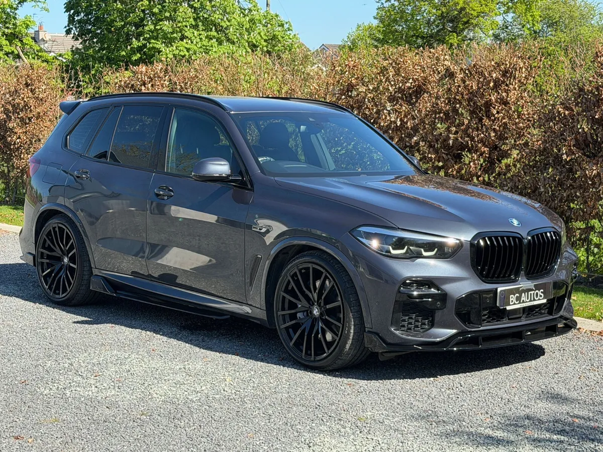 2022 BMW X5 45e M Sport N1 Commercial - Image 1