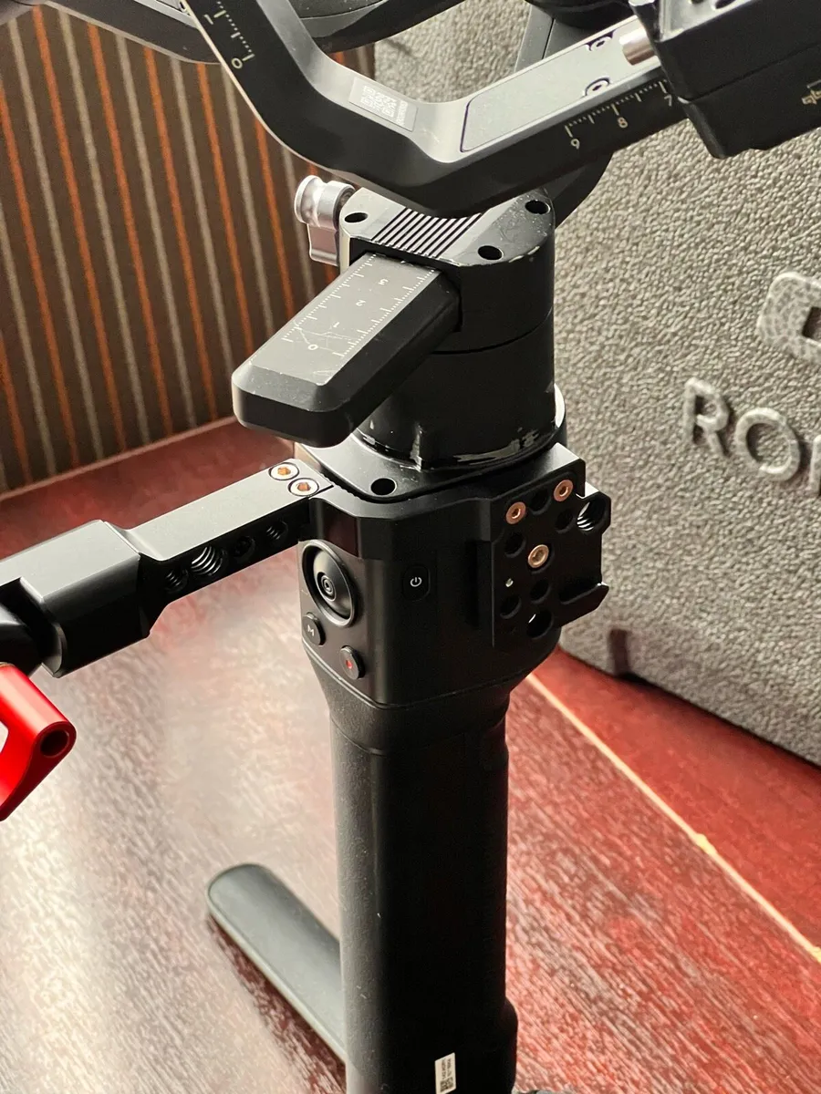 DJI Ronin S & Handle - Image 4