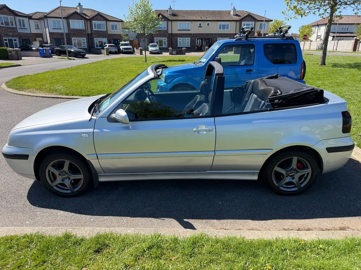 VW Golf Cabriolet - Image 2