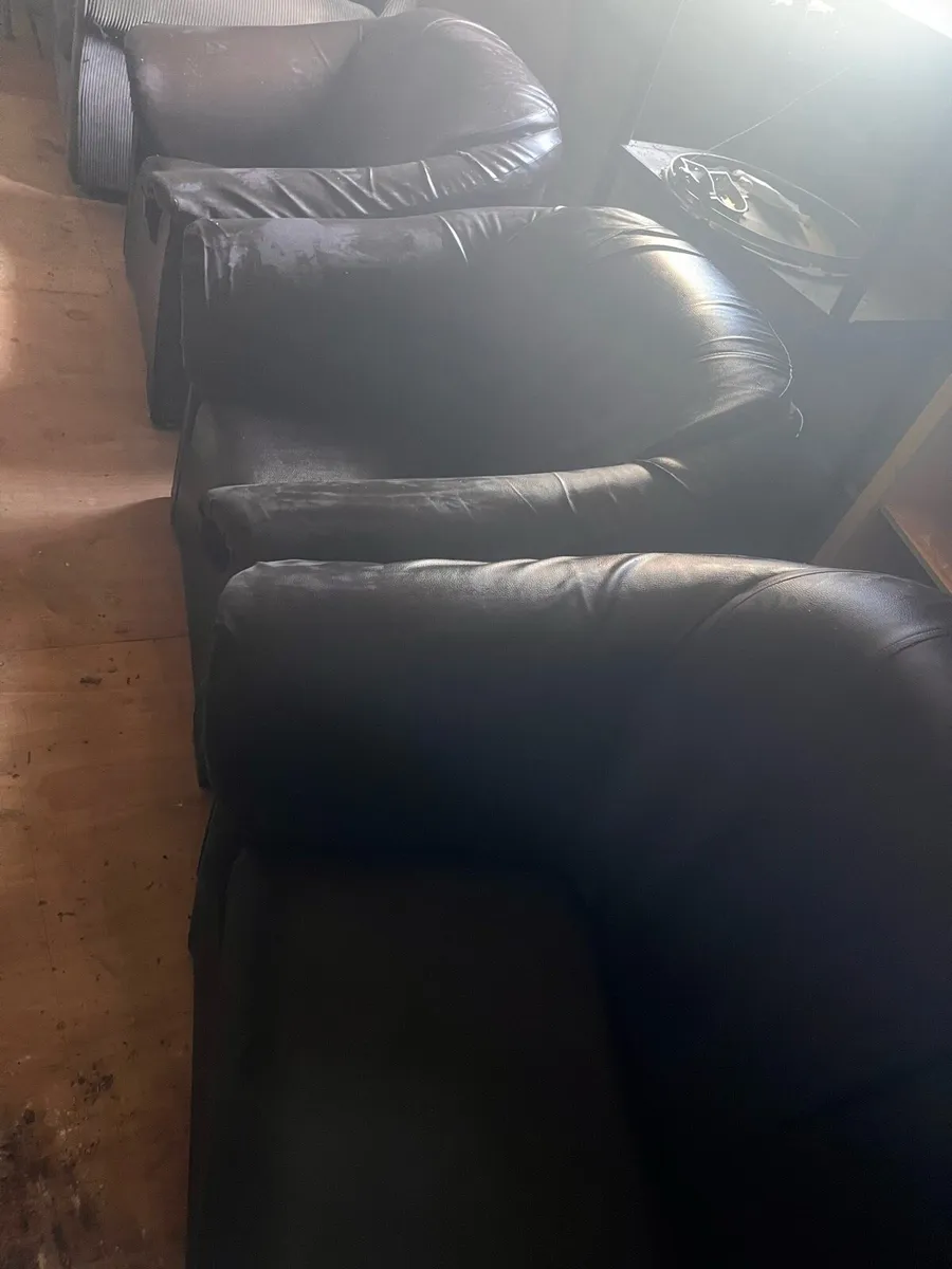 3 piece leather suite - Image 1