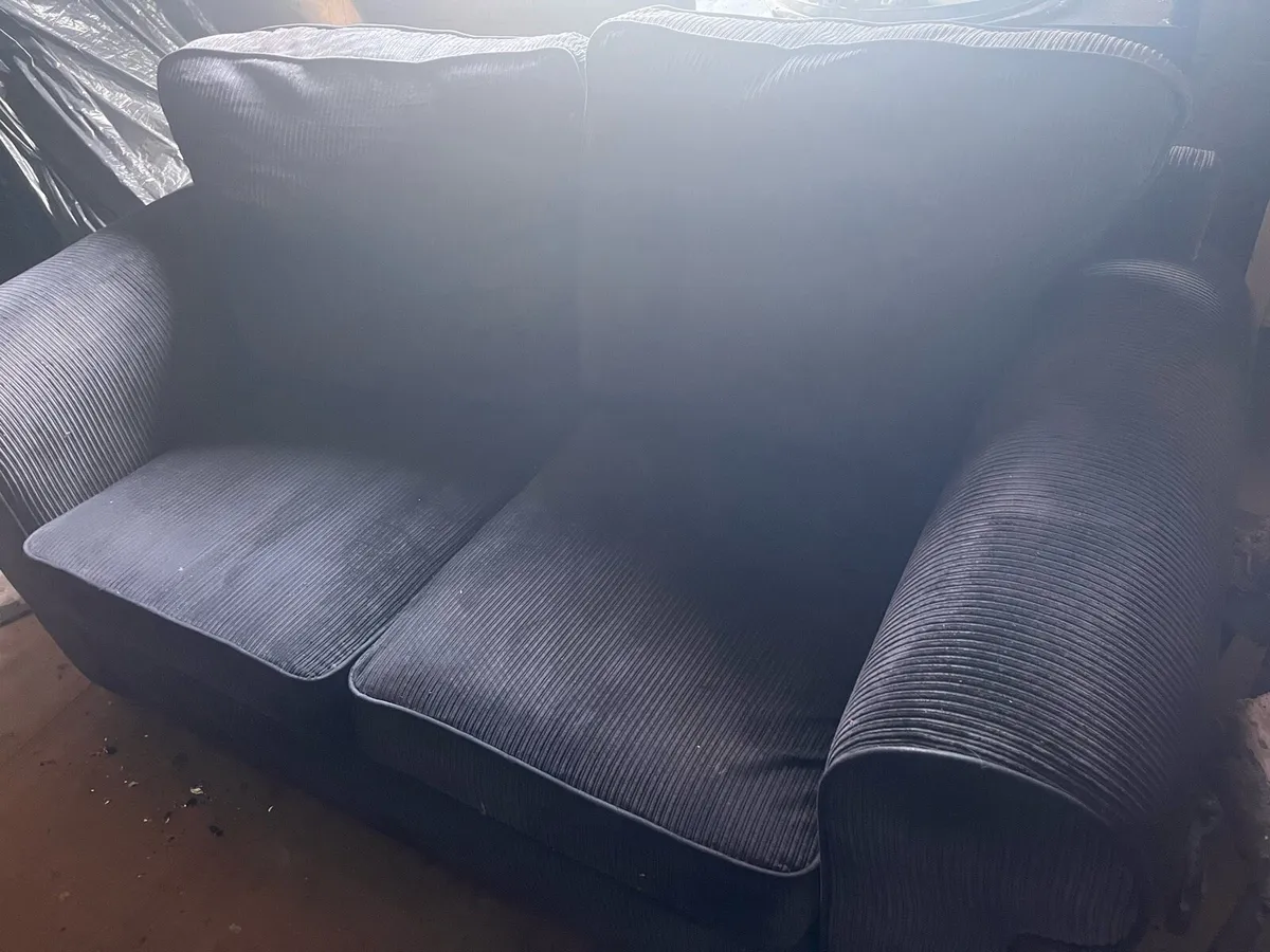 3 seater and 2 seater - Image 3