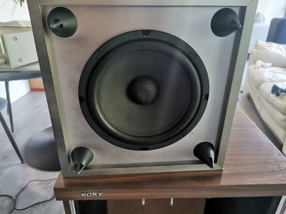 ELTAX SUBWOOFER- Good bass ! - Image 1