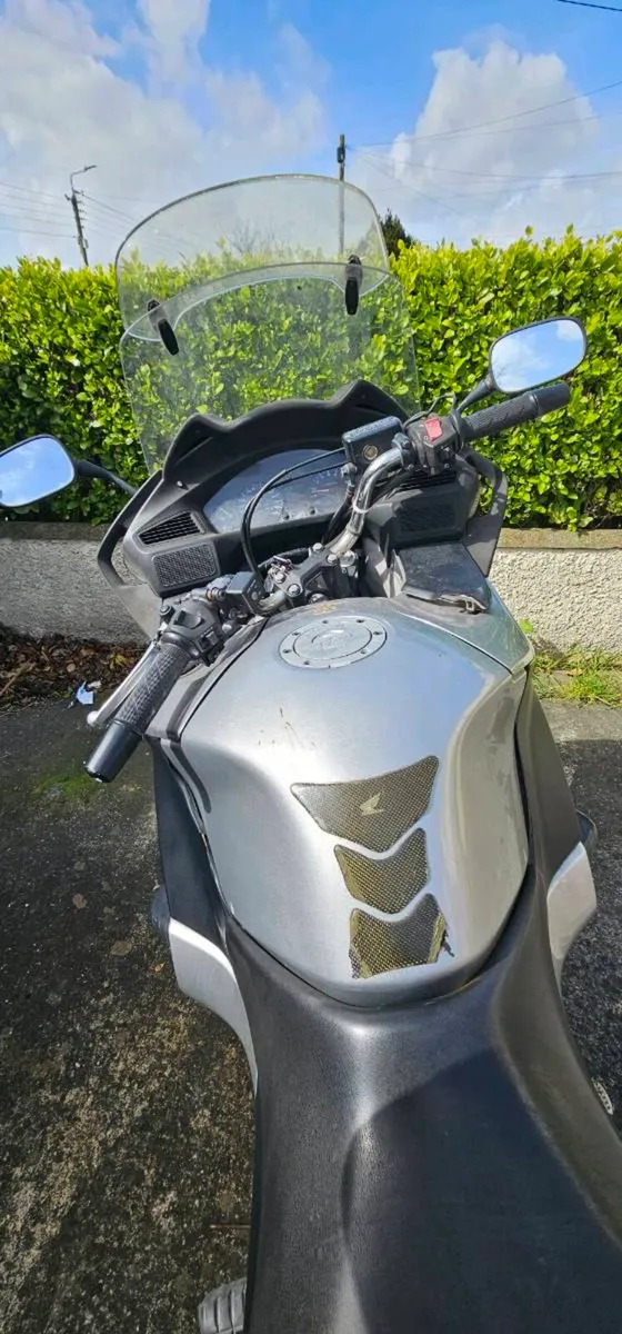 2011 Honda Deauville 700 - Image 2