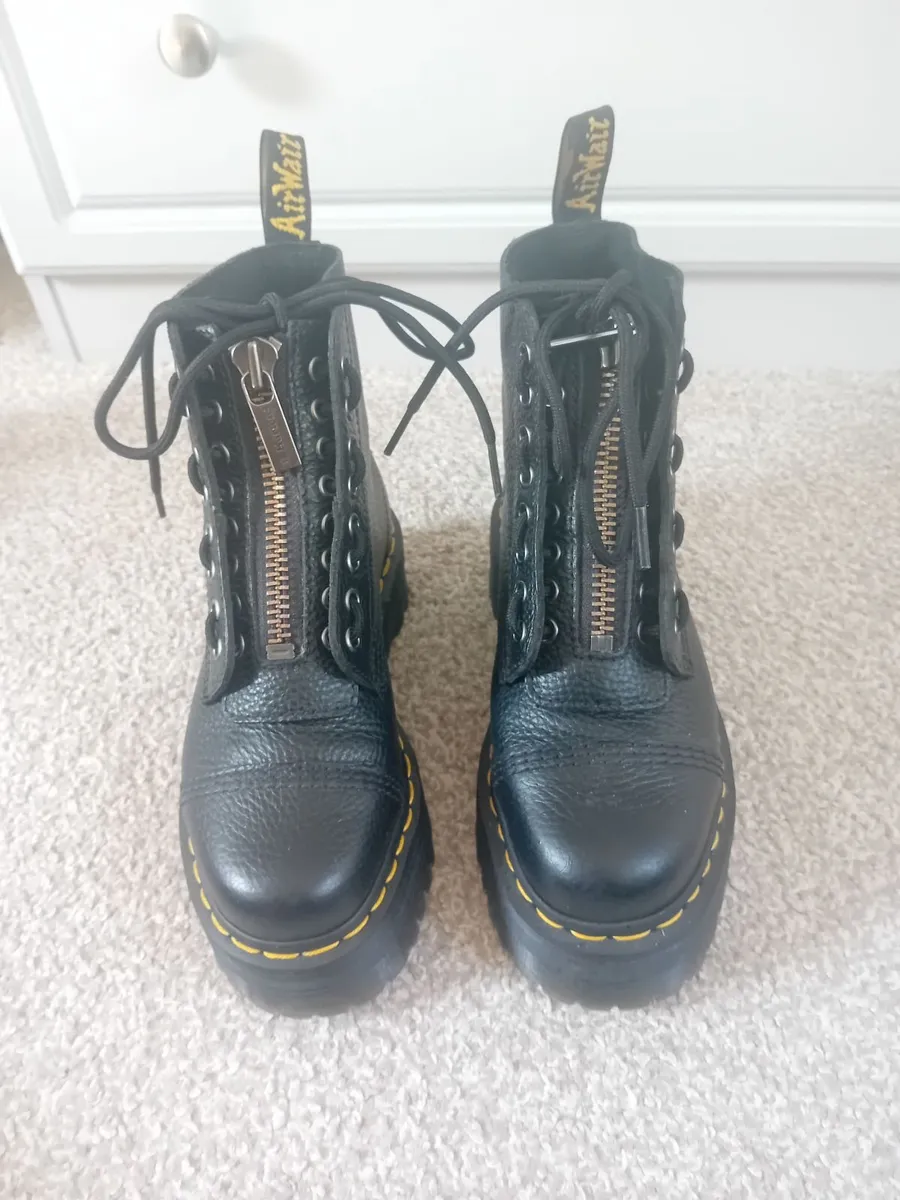 Dr Martens Leather Platform Sinclair boots - Image 1