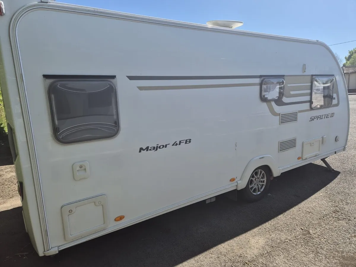 Swift sprite major 4 berth end washroom 2015 - Image 3