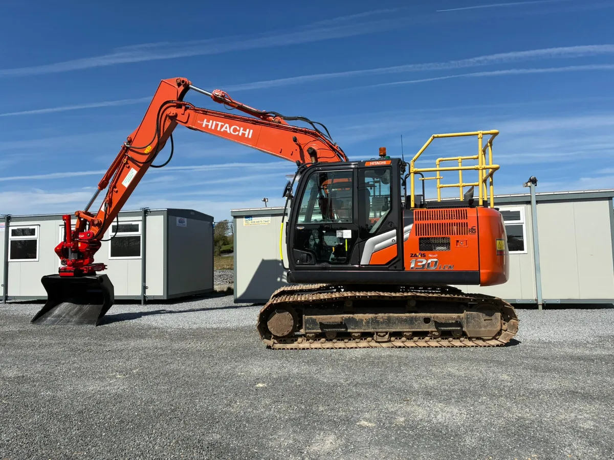 Hitachi ZX130LCN-7 - Image 1