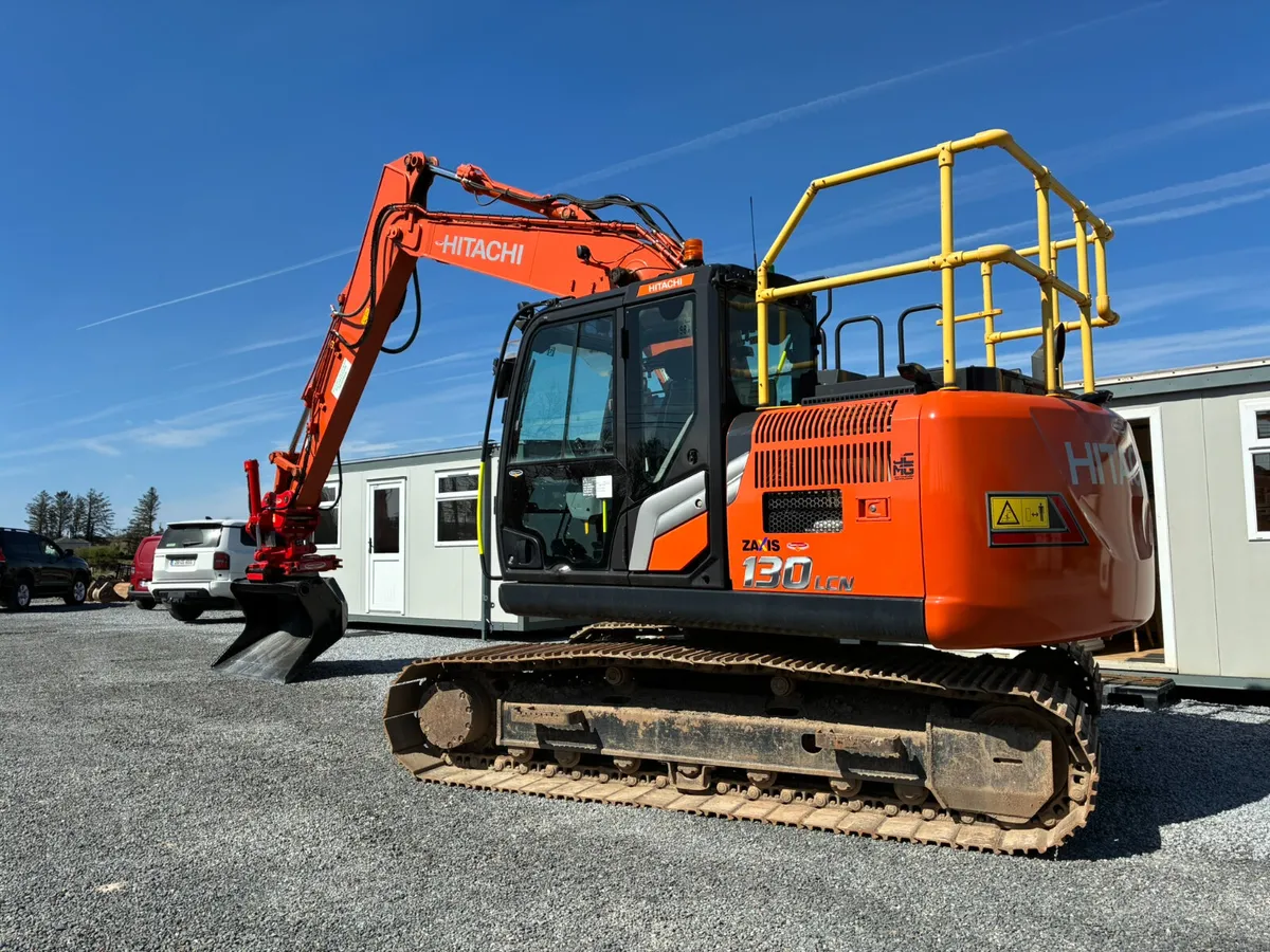 Hitachi ZX130LCN-7 - Image 3