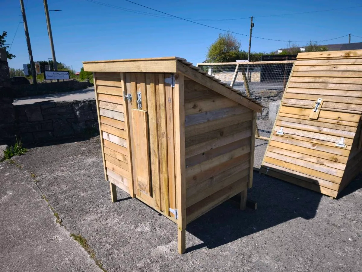 Chicken coop - Image 1