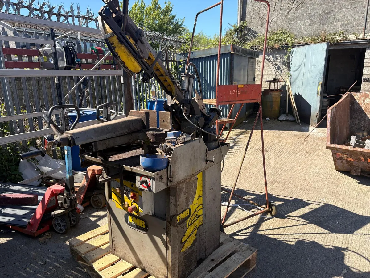 Metal Working Bandsaw - Image 1