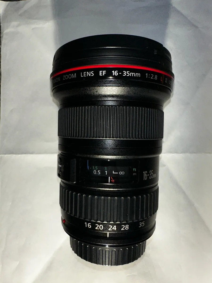 Canon EF 16-35mm F2.8 L II - Image 1