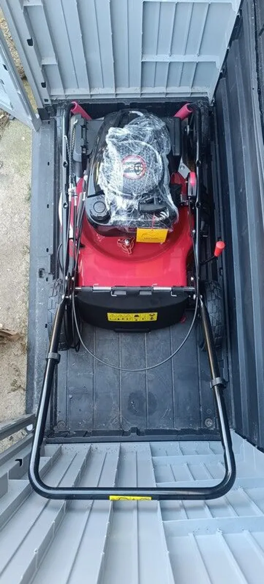 Lawnmower (brand New) - Image 1