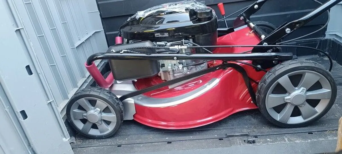 Lawnmower (brand New) - Image 3