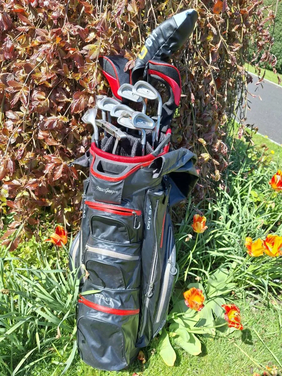 Golf clubs, full set and bag. - Image 2
