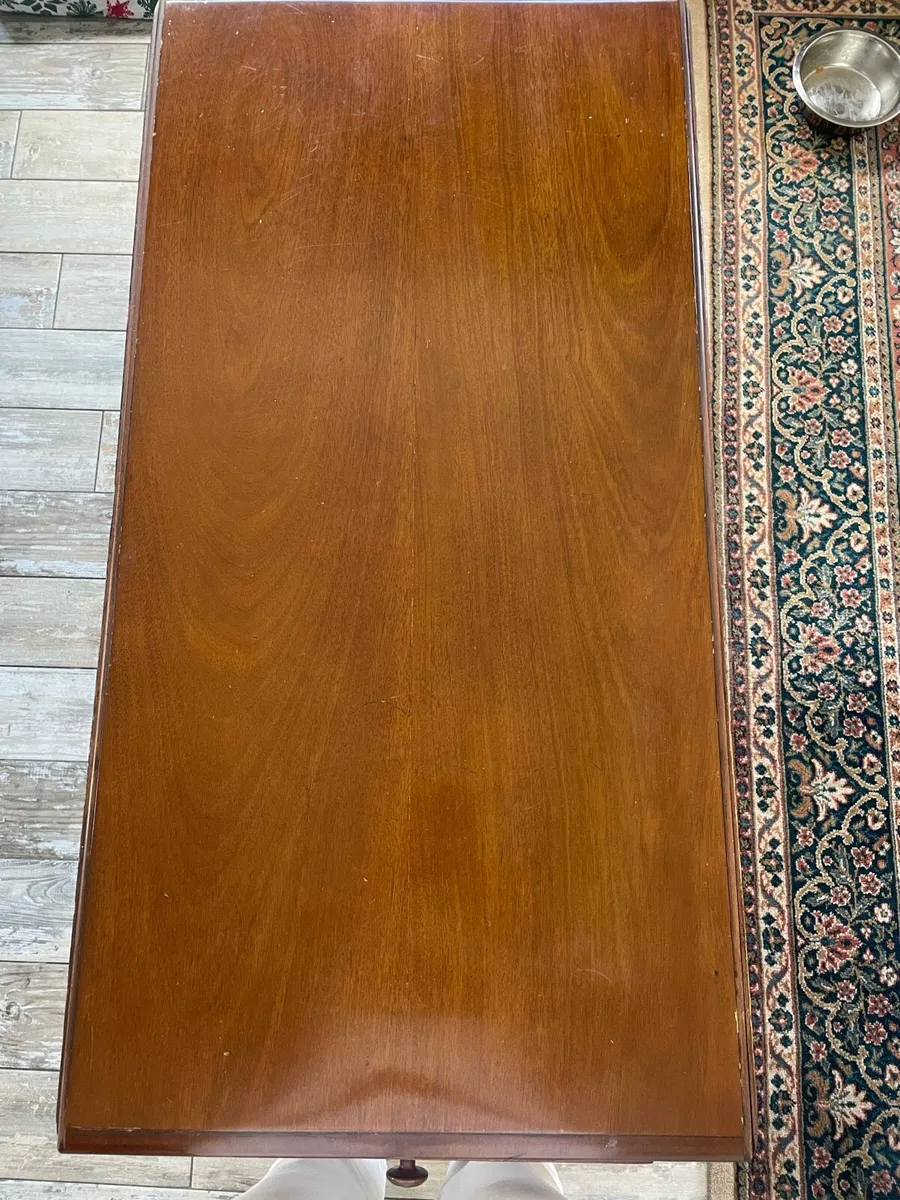 Beautiful Extendable Drop Leaf Table - Image 1