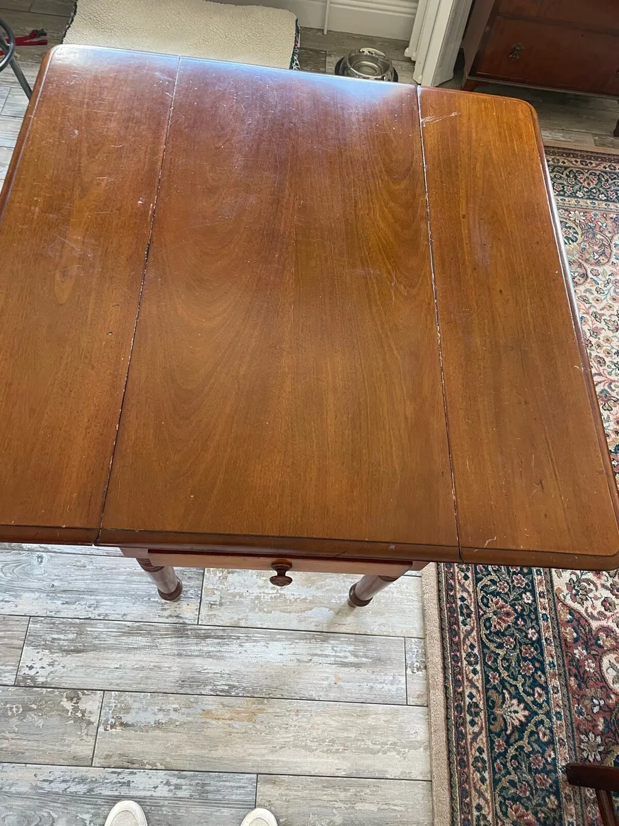 Beautiful Extendable Drop Leaf Table - Image 2