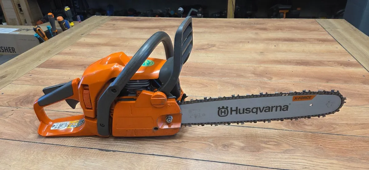 Husqvarna chainsaw - Image 3
