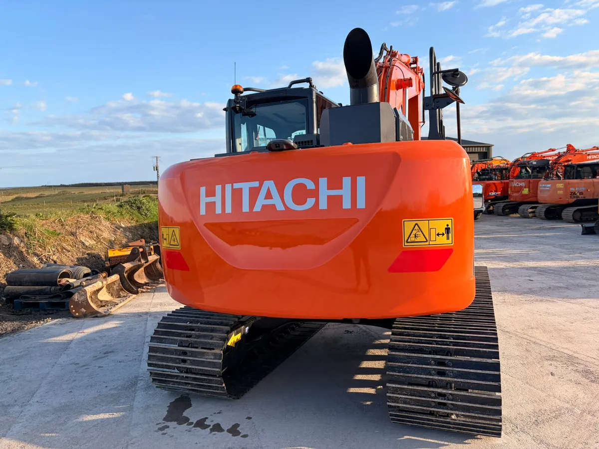 Hitachi ZX110/120-6 - Image 4
