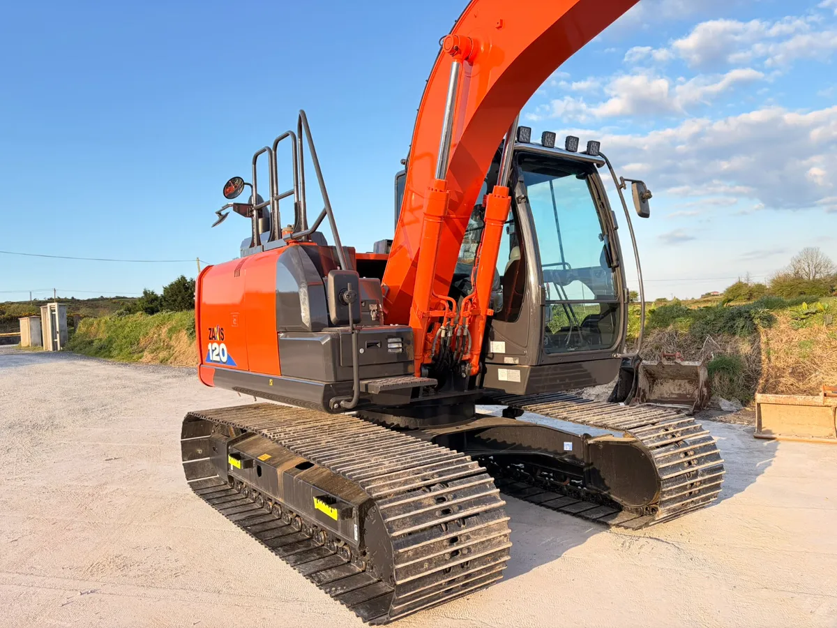 Hitachi ZX110/120-6 - Image 3