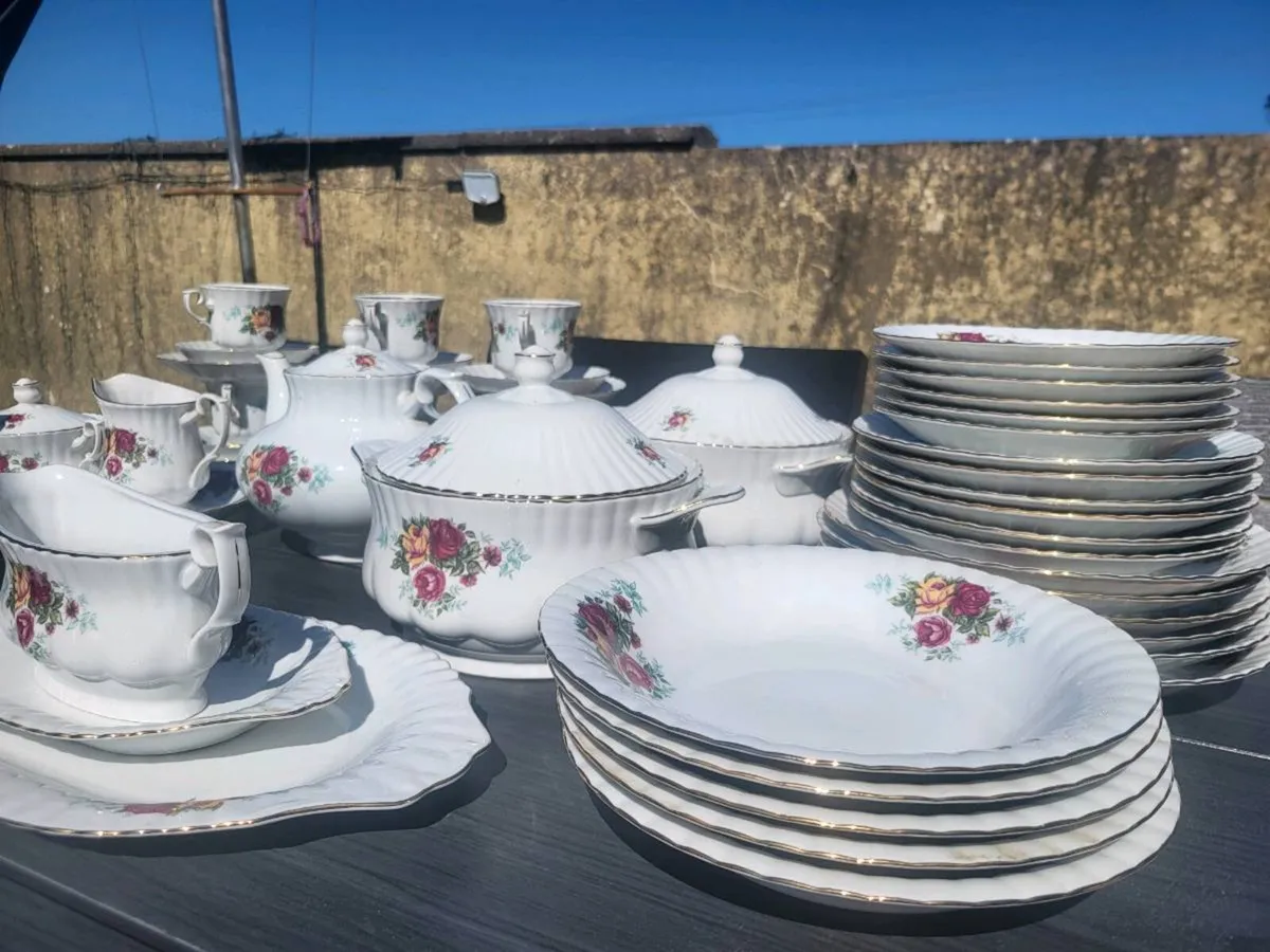 Tea and dinner set - Image 3