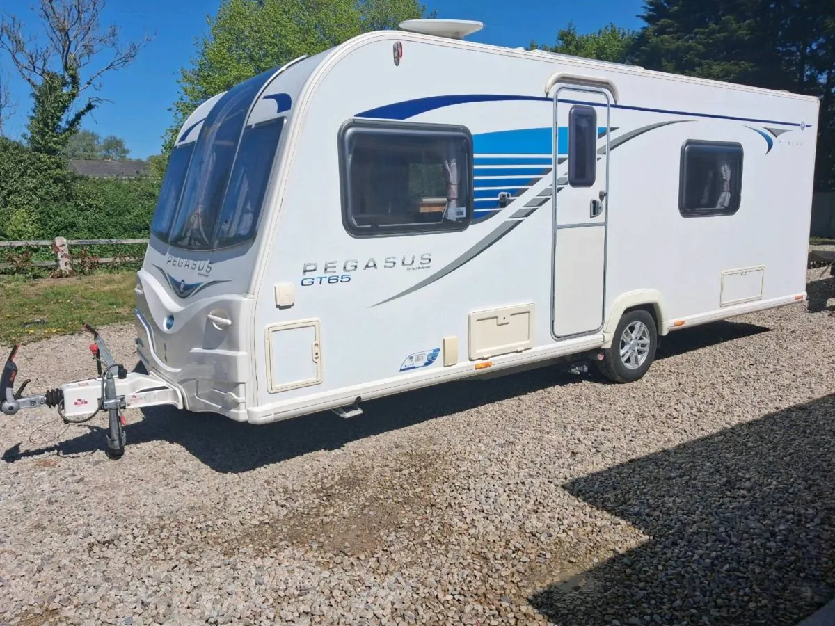 Bailey pegasus 2014 4 berth with solar panel - Image 2