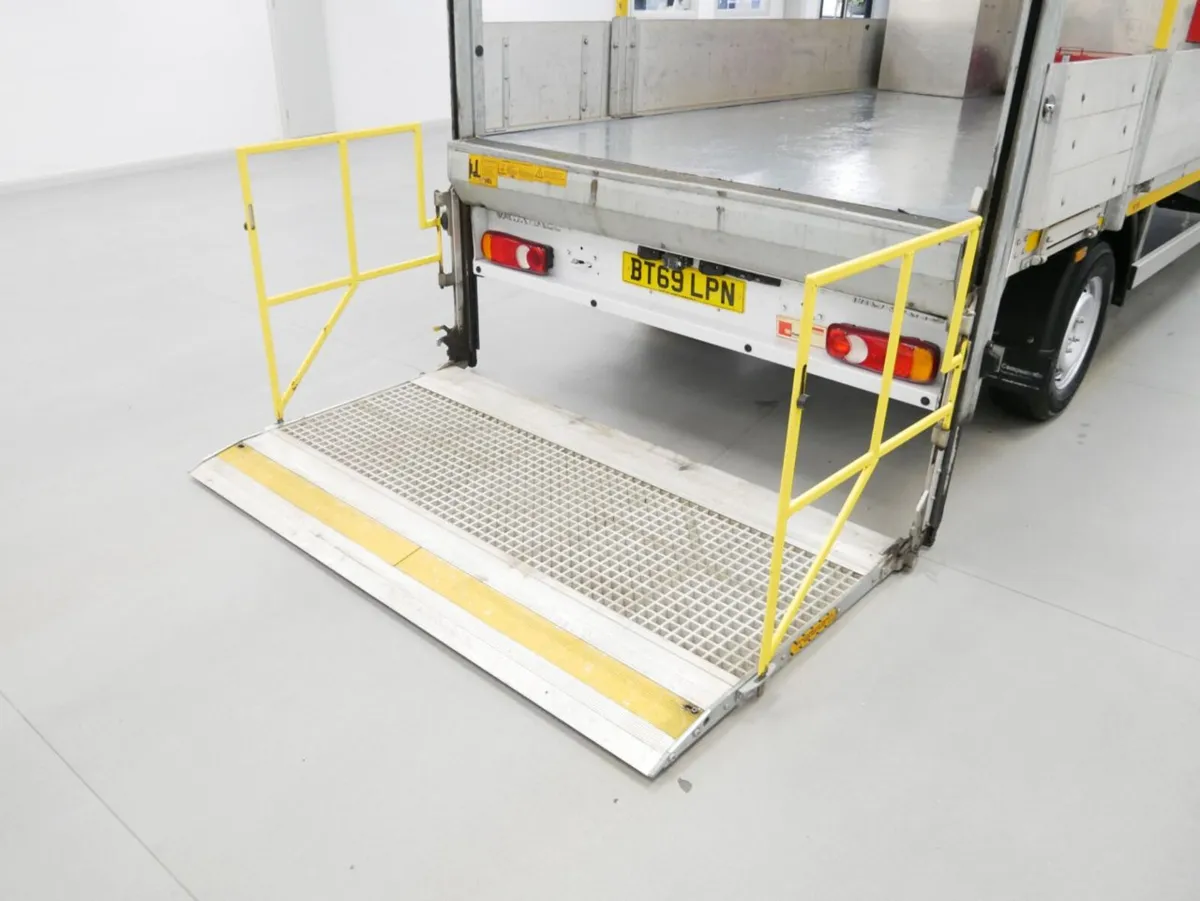 2020 Vauxhall Movano Dropside Van - Image 4