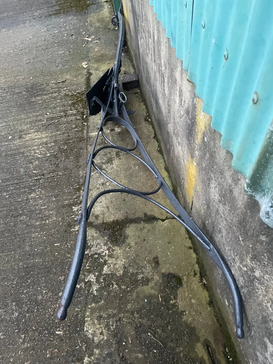 Vintage garden display - Image 2