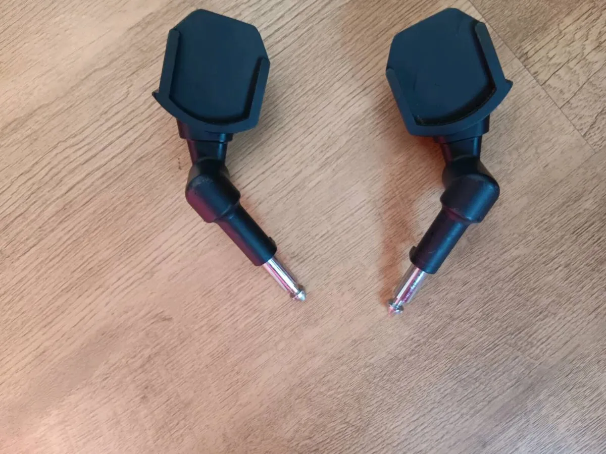 Out and about maxi cosi car seat adaptors