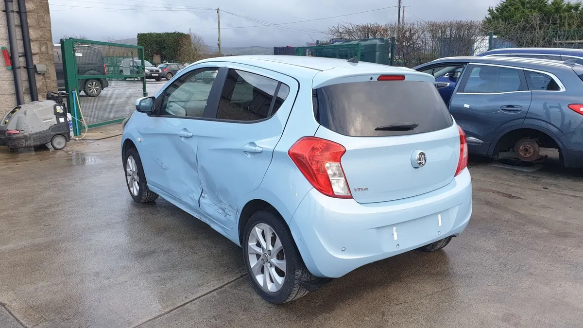 *For parts* Vauxhall Viva, 1.0 petrol 5 speed 2016 - Image 4