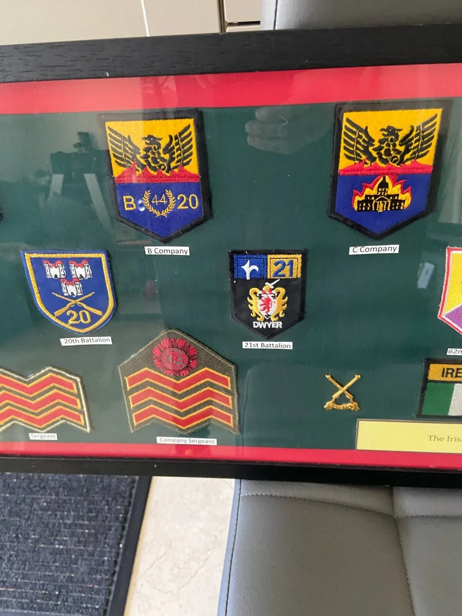 Irish Defence Forces patches and badges - Image 3