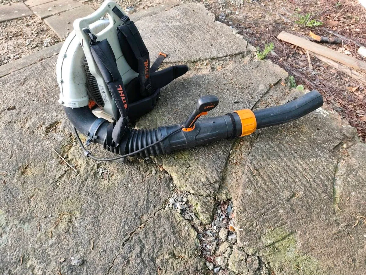  STIHL BR 700 backpack leaf blower - Image 2
