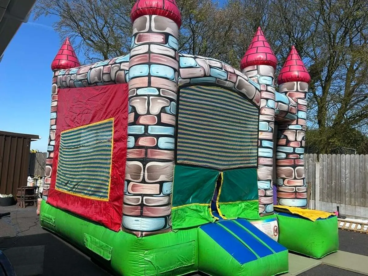 bouncing castle for sale - Image 2