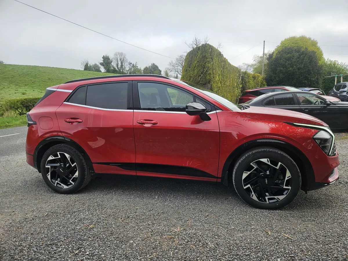 2024 Kia Sprtage GTLine PHEV - Image 2