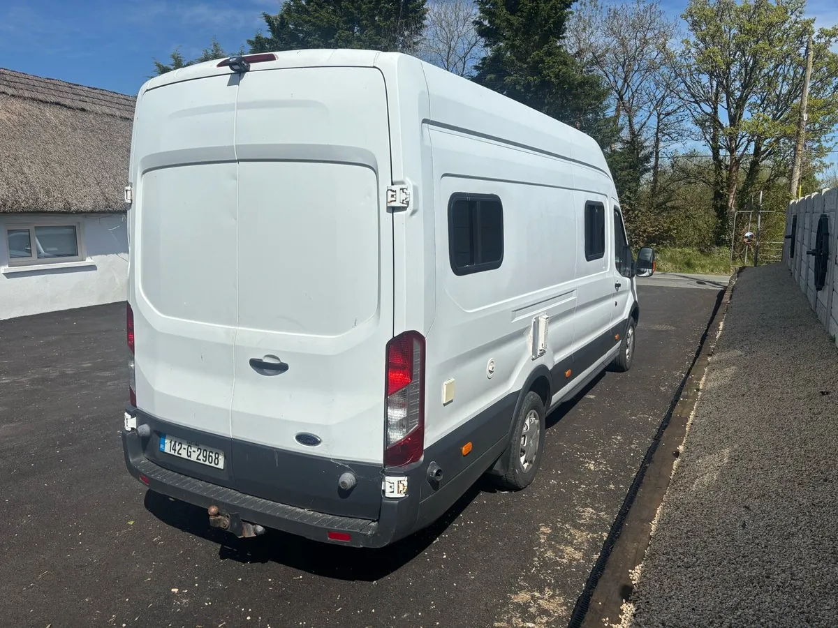 Camper van - Image 2