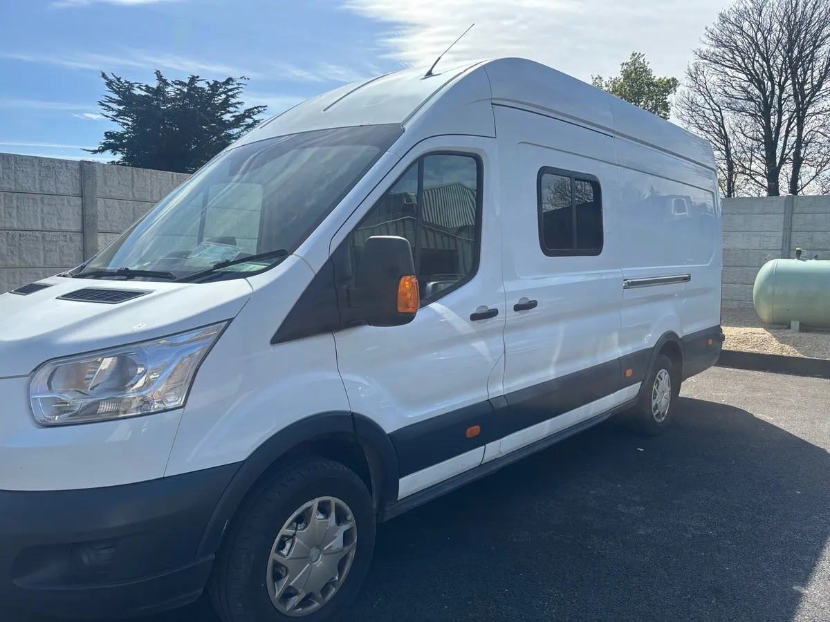 Camper van - Image 3