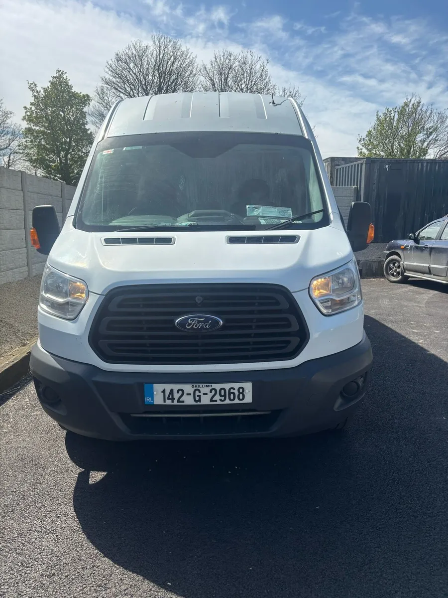 Camper van - Image 1