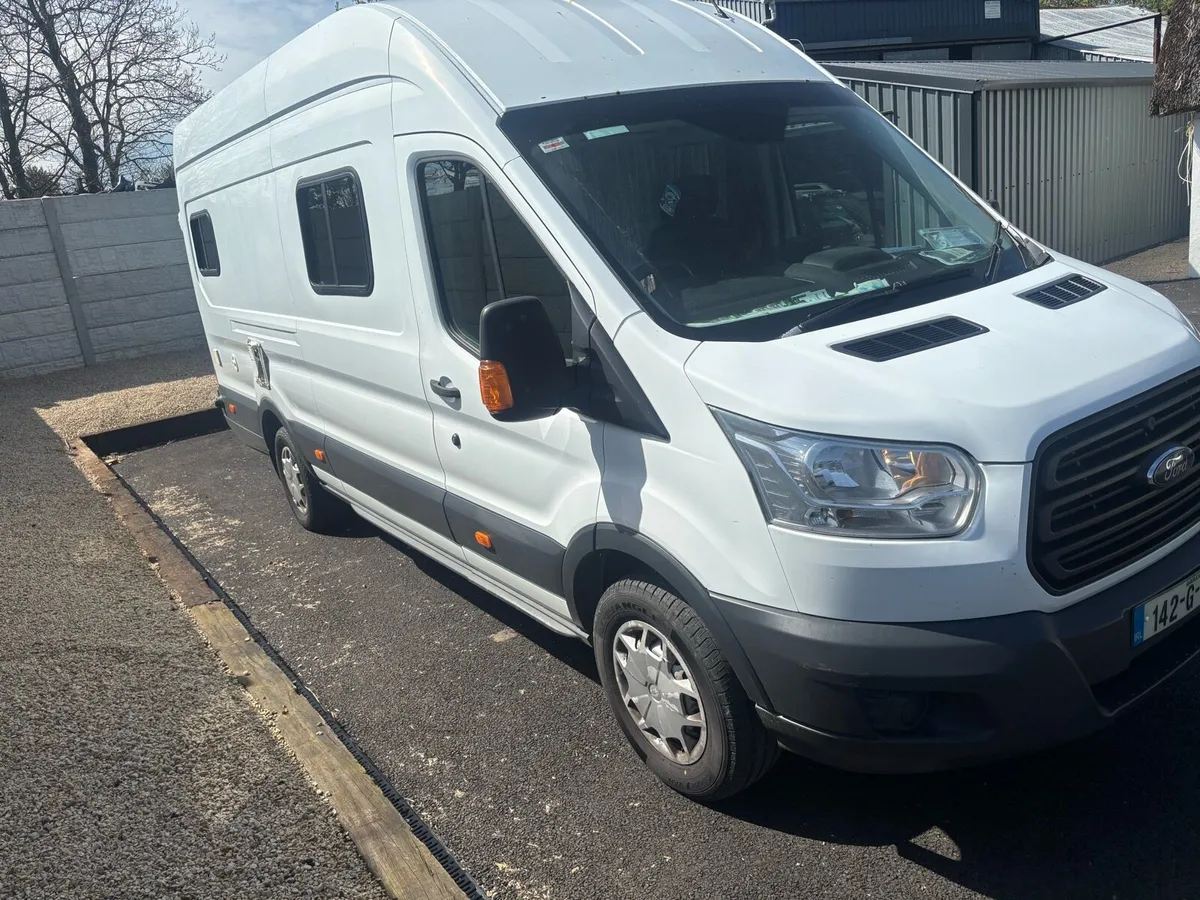 Camper van - Image 4