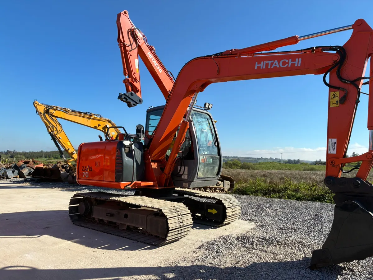 Hitachi ZX70-1 - Image 1