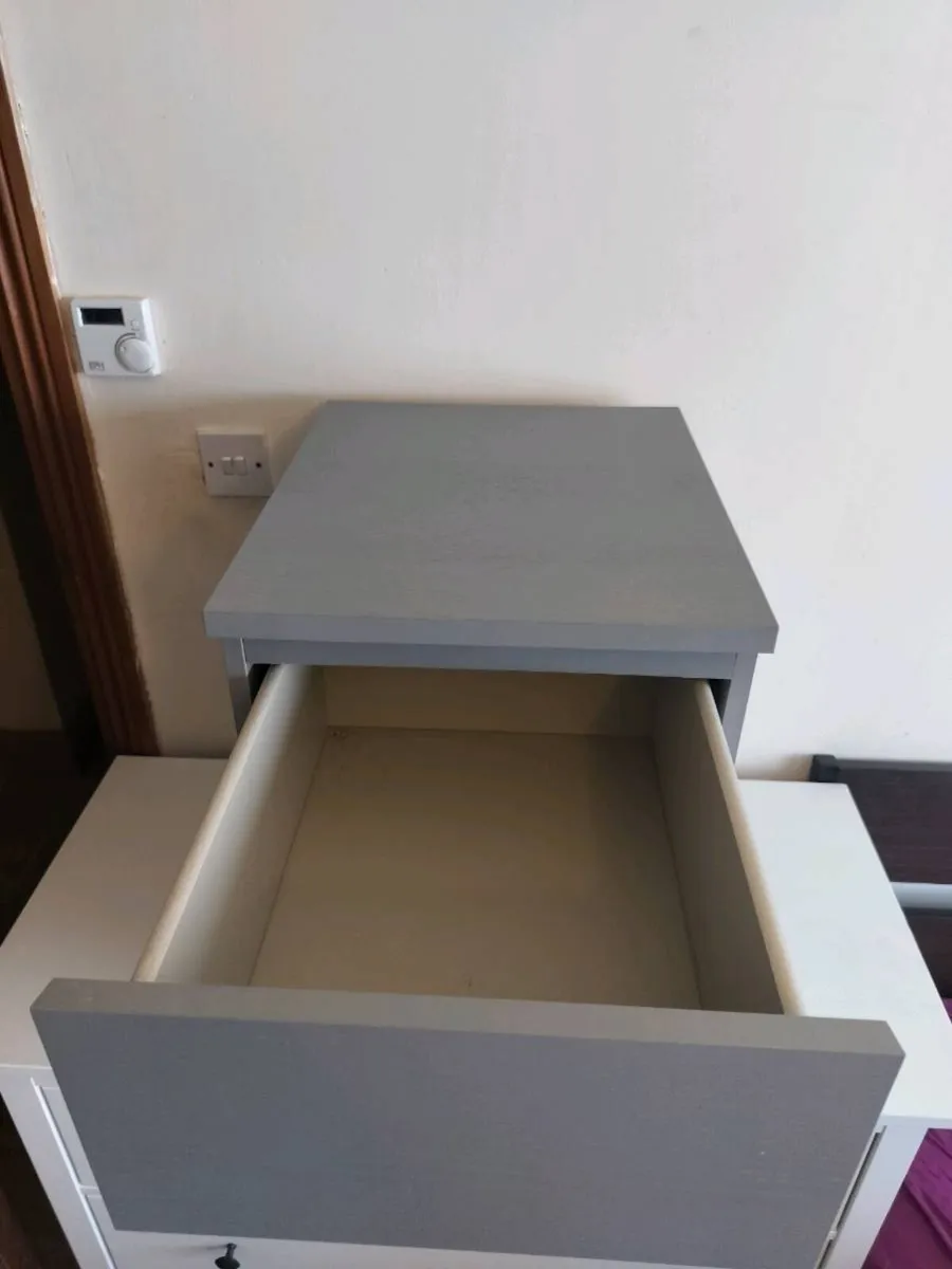 Bedlocker Malm grey - Image 3