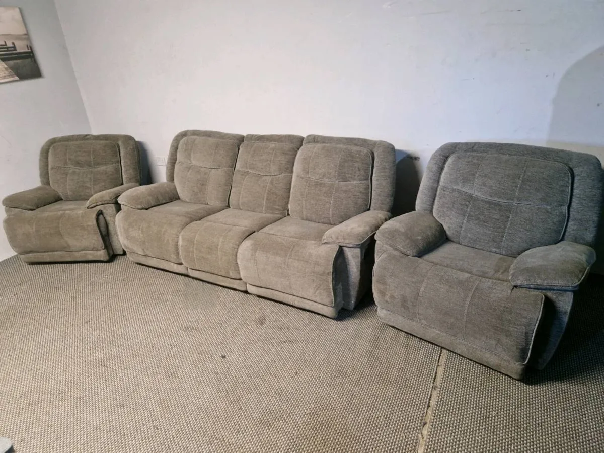 Sofas - Image 4