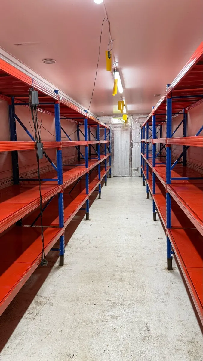 40ft Ex-Reefer Container/Fully Fitted, Insulated, - Image 2