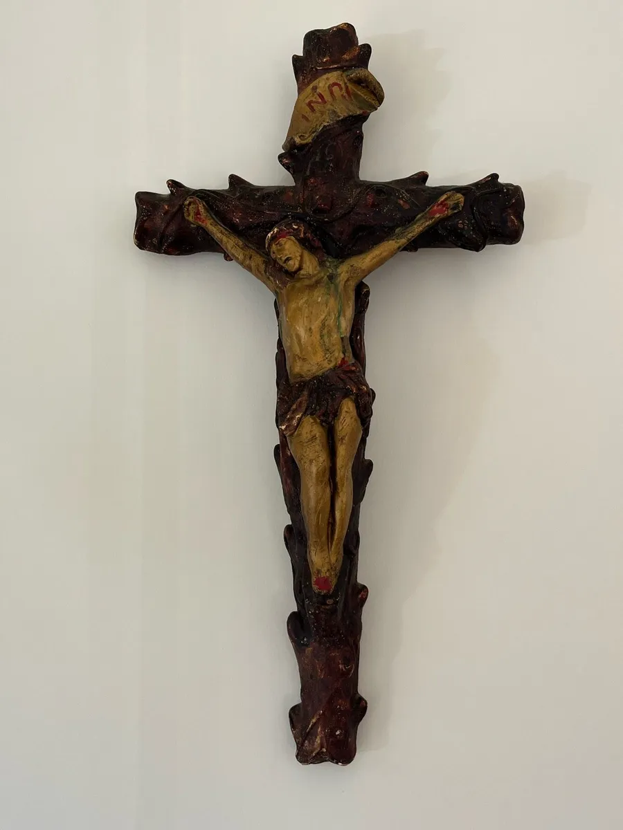 Mid century hand painted crucifix - Image 2