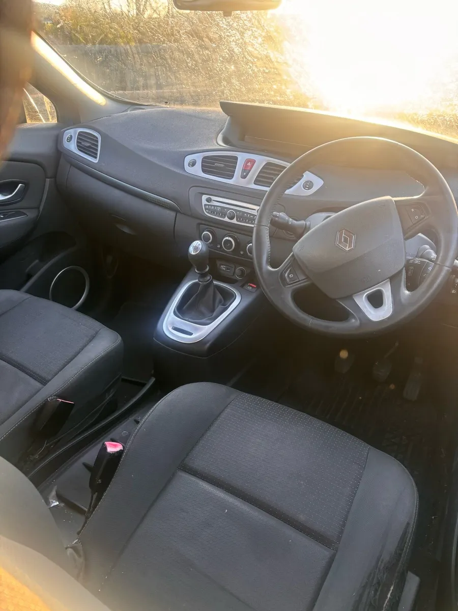 2010 Renault scenic 1.5 dci diesel - Image 3