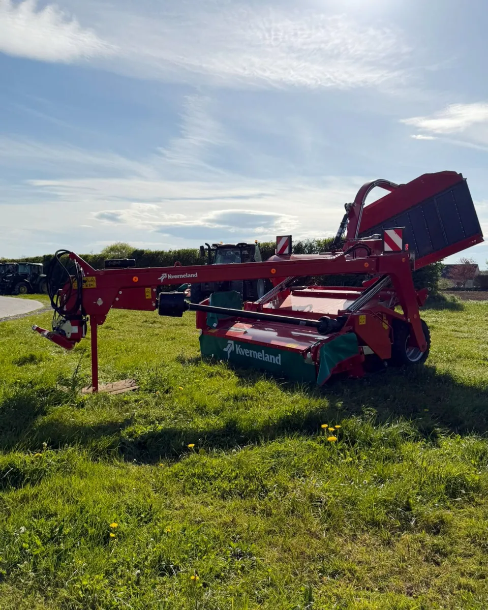 NEW Kverneland 4328LT / 4332LT Mowers 0% finance - Image 3