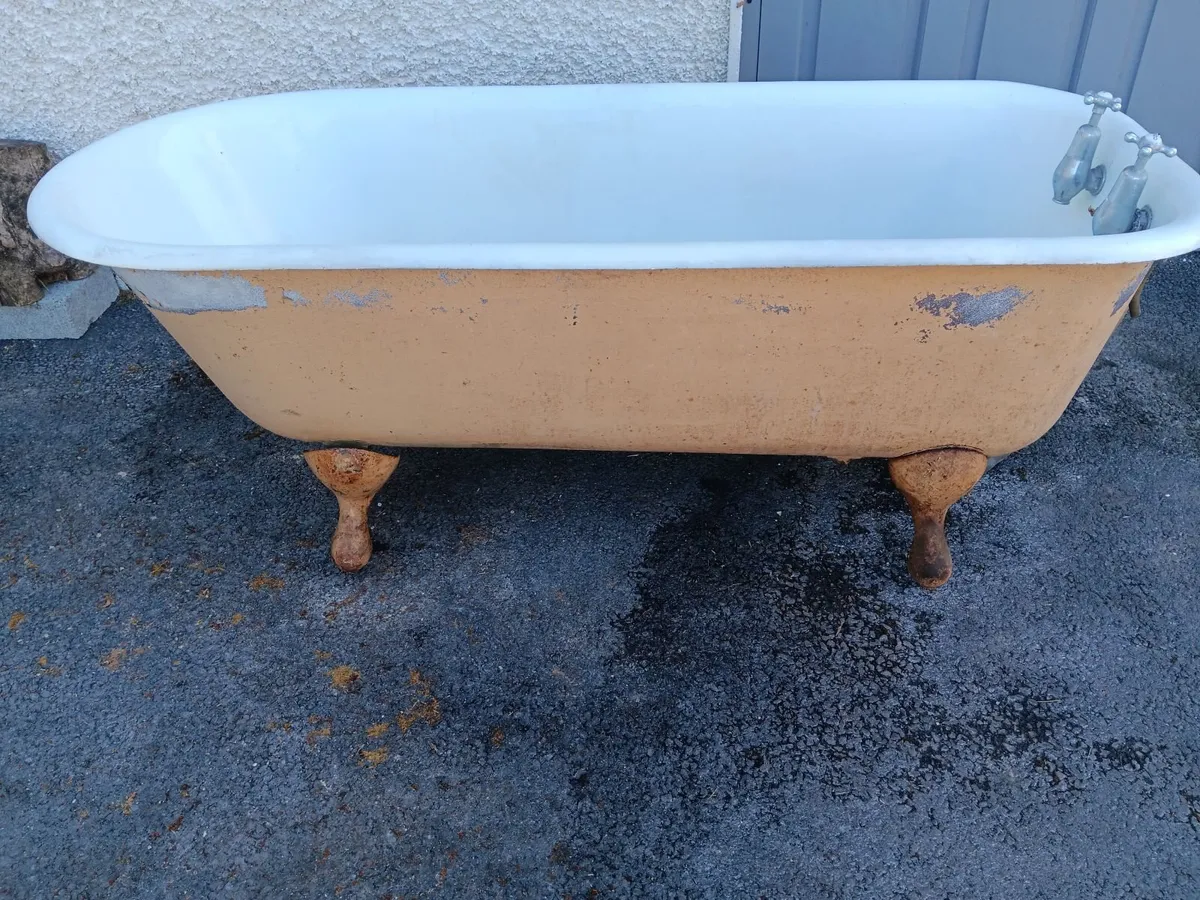 Antique Bath - Image 1