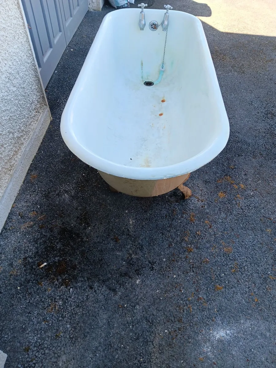 Antique Bath - Image 3