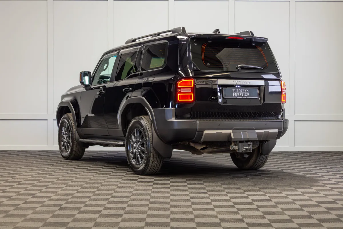 252 Toyota Land Cruiser 2 Seat Commercial - Image 4