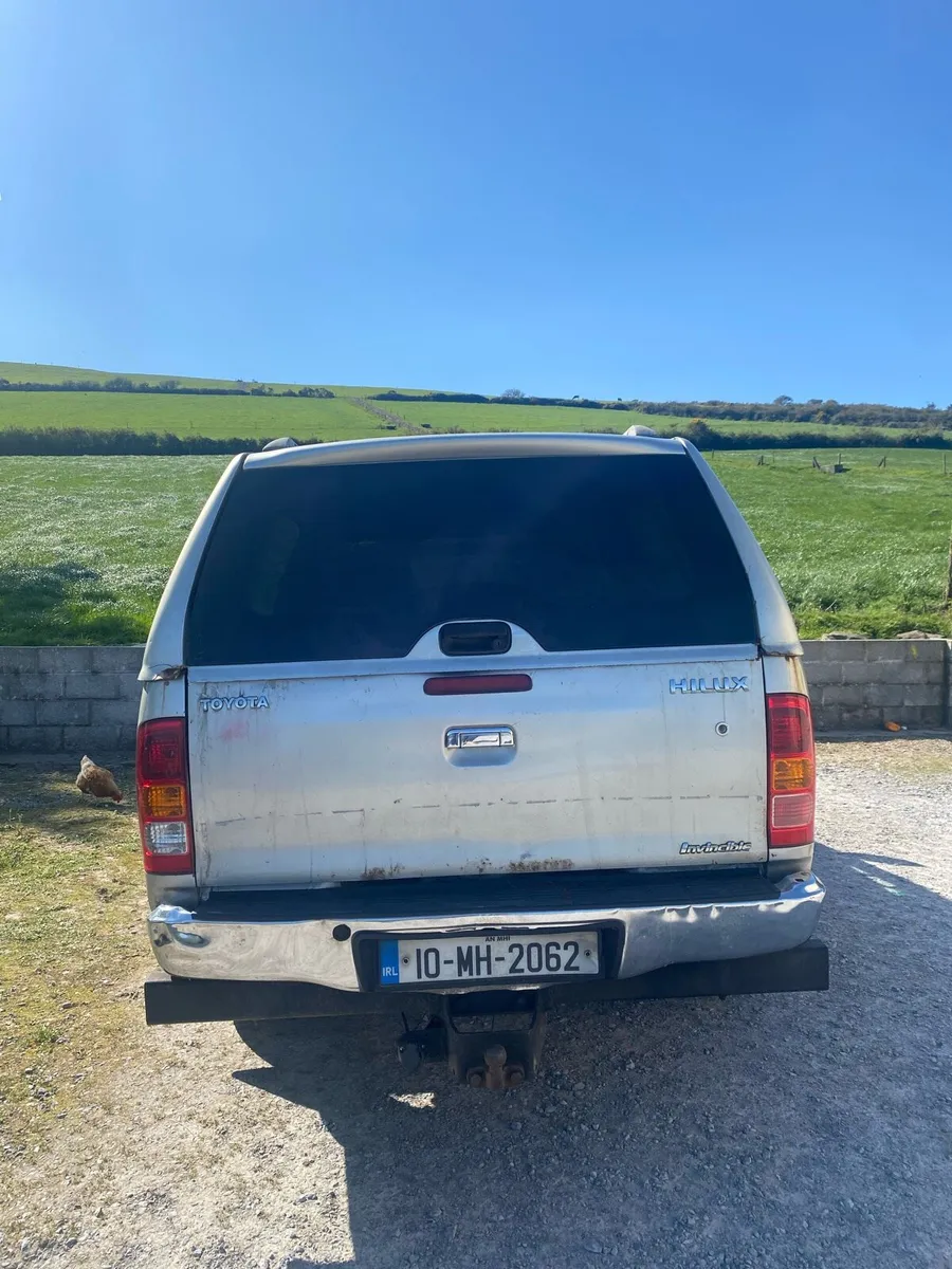 2010 Toyota Hilux Invincible - No Test - Image 4