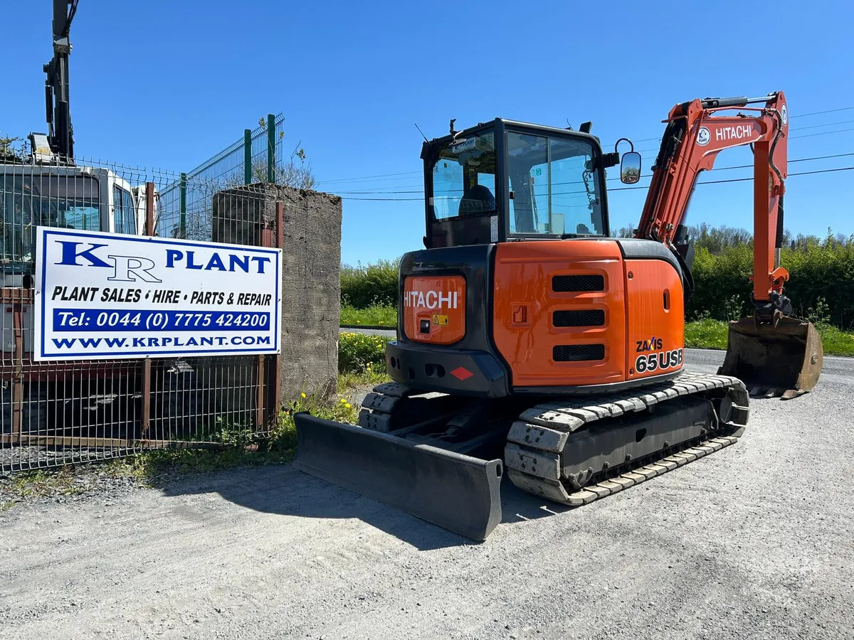 Hitachi ZX65USB-5 Year 2016 - Image 3