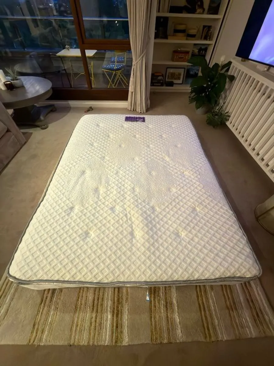 Luxury King Size Bed Set - Cotness Sandringham 2000 (Like New) - Image 4