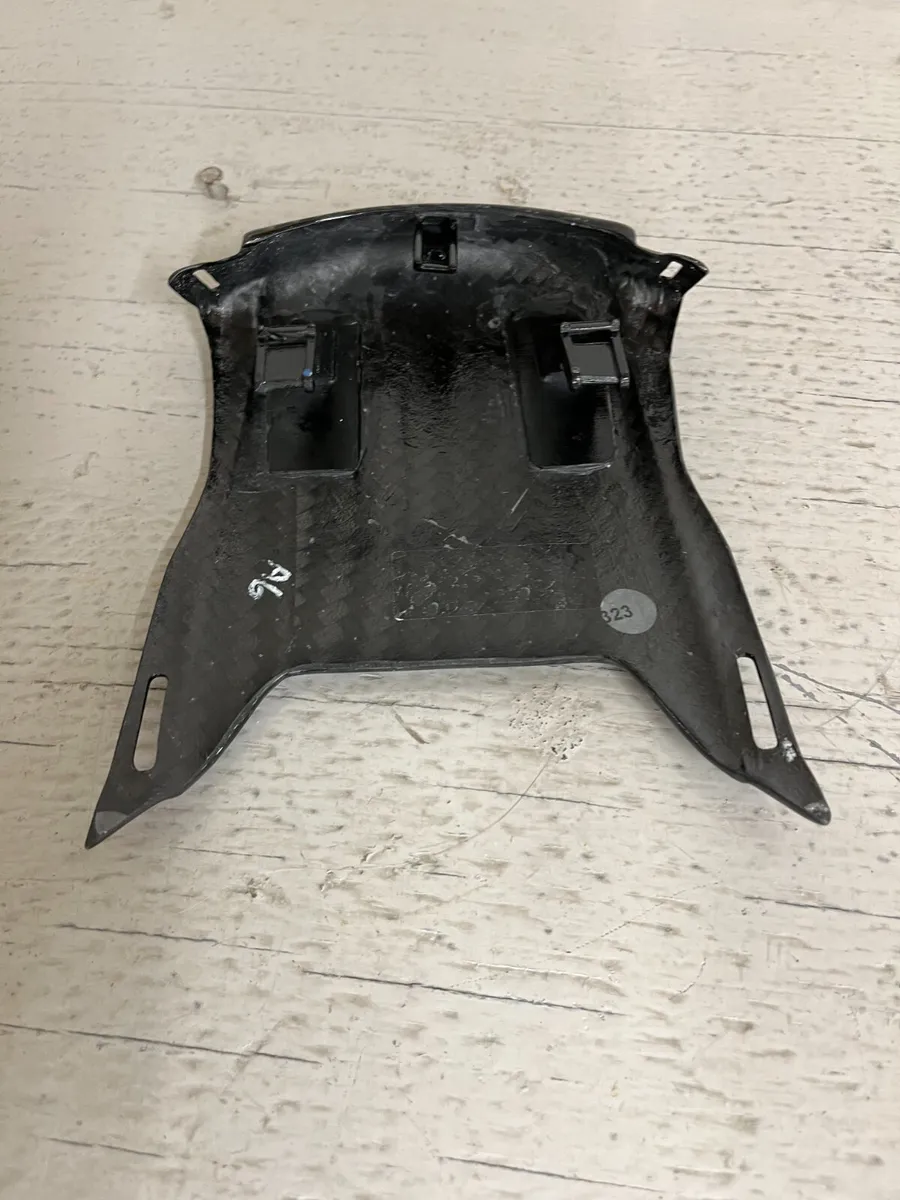 ILMBERGER CARBON TAIL UPPER PROTECTION BMW - Image 4